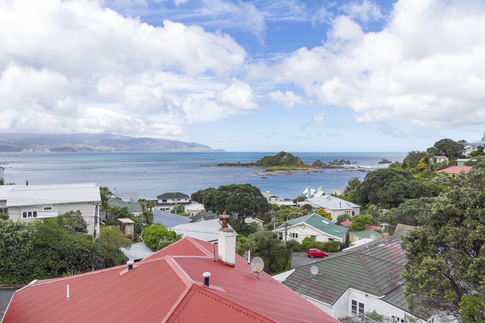 Read more about the article 7 Knoll Street, Island Bay, Wellington