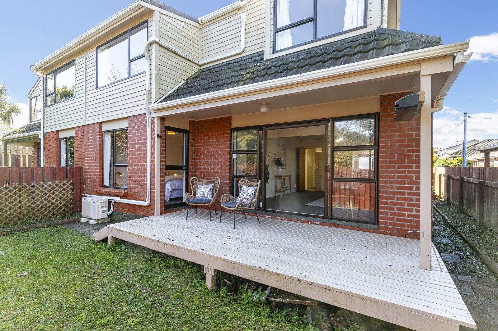Read more about the article 2/29A Parkvale Road, Karori, Wellington