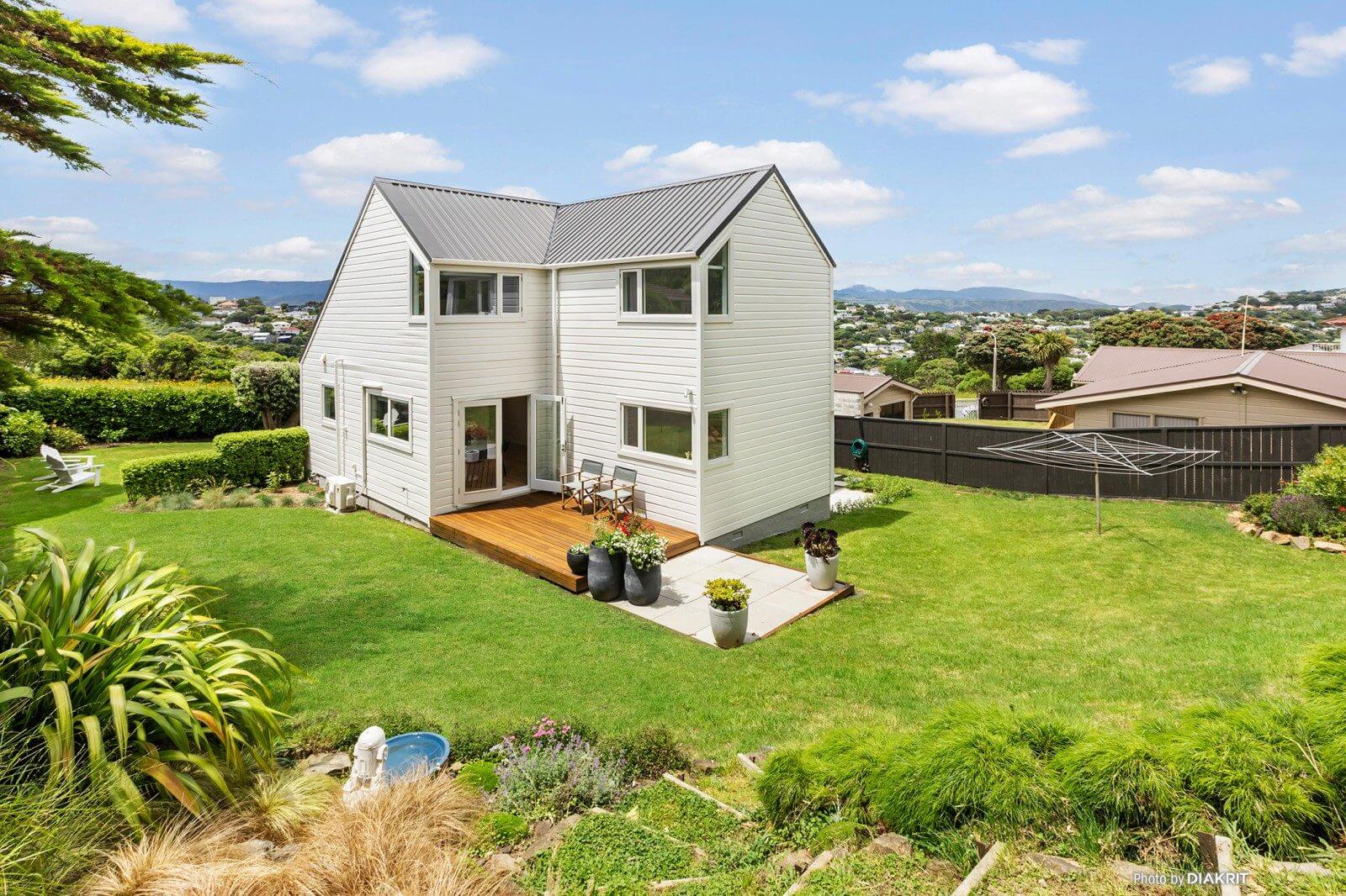 Read more about the article 105 Akaroa Drive, Maupuia, Wellington